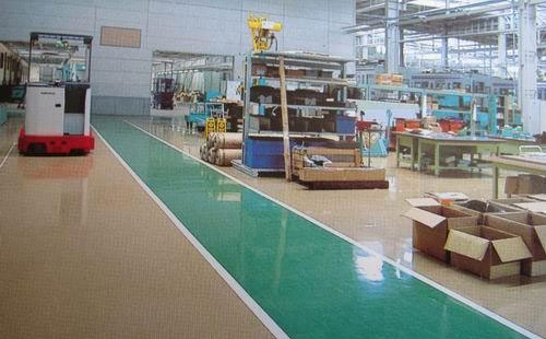 应该如何预防阿合奇环氧地坪出现发白的现象